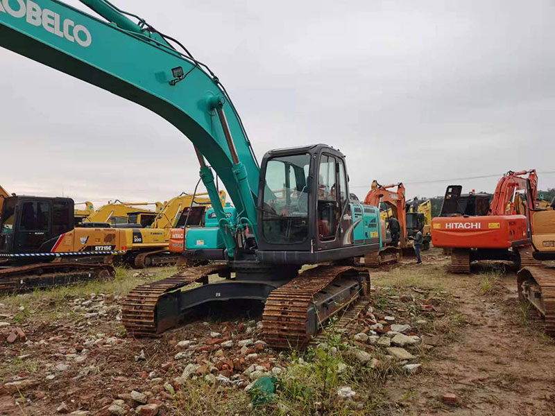 90 new Used Excavator Kobelco SK250 for sale