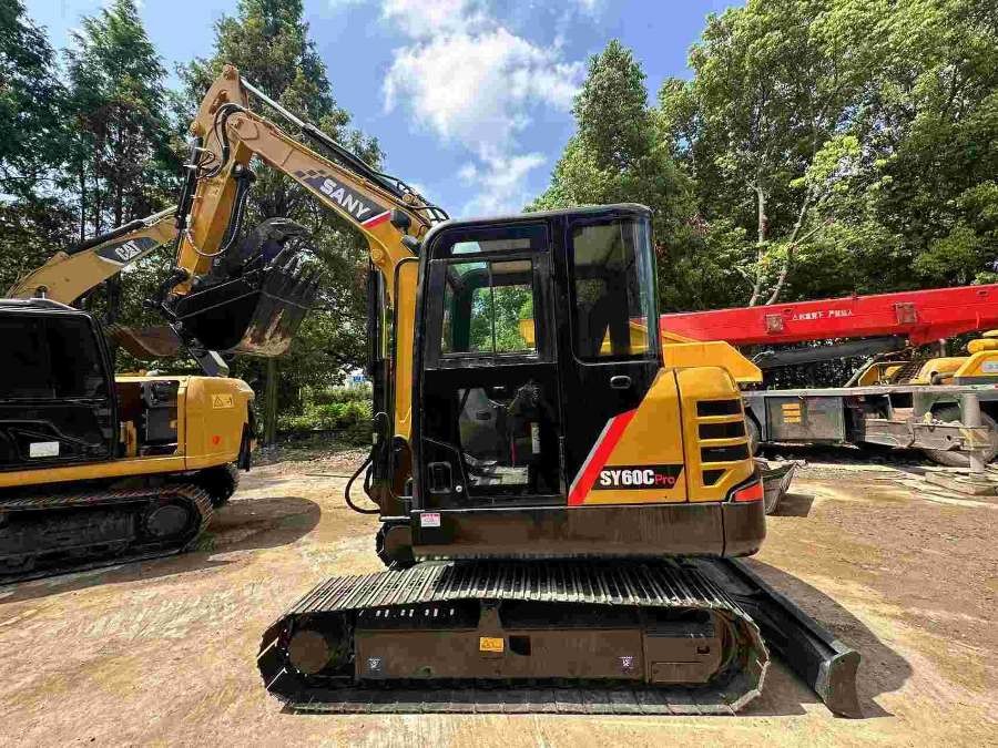 Compact Mini Sany SY60C Used Excavator With Hydraulic Thumb Clamp Quick Connection