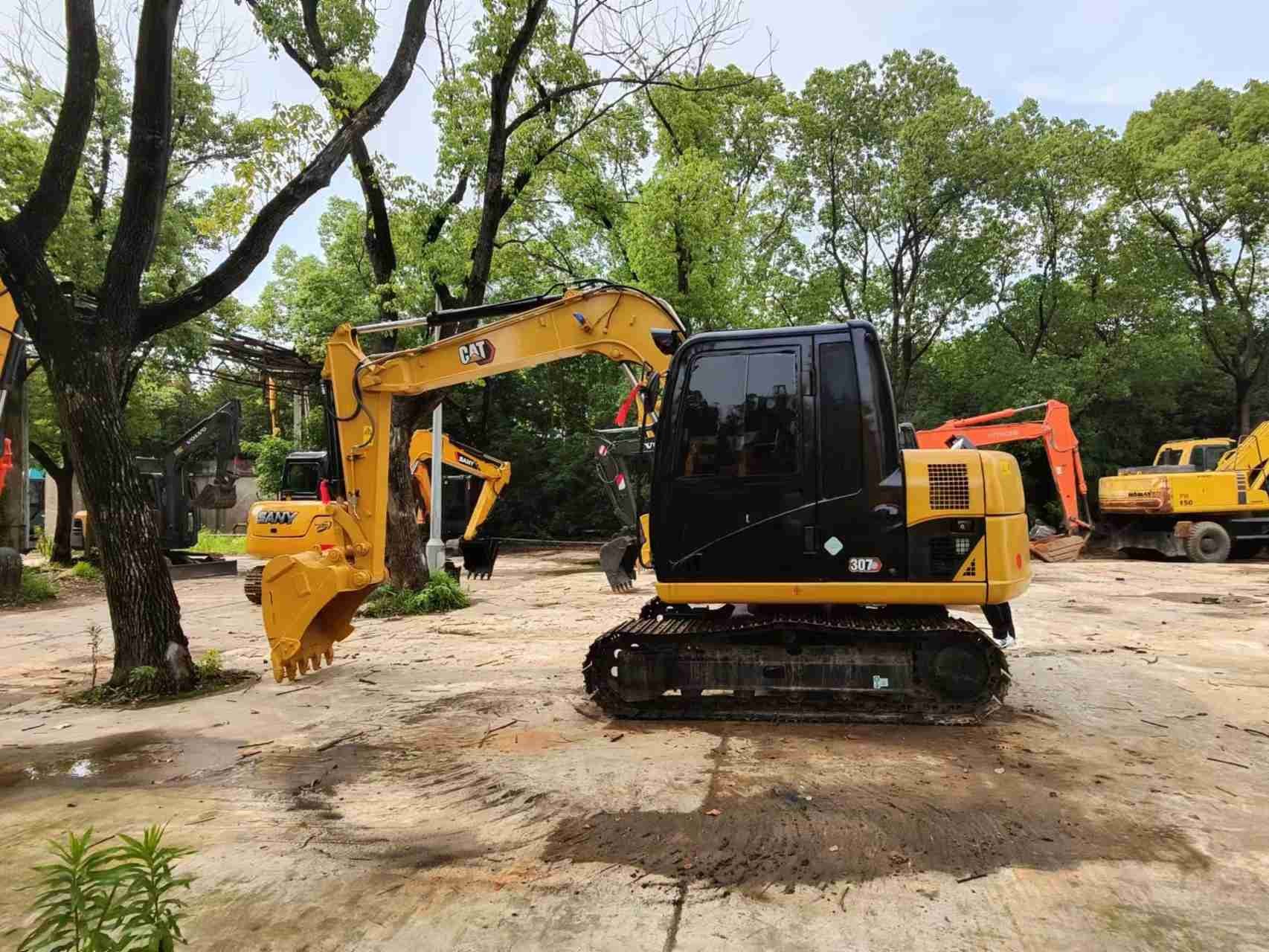Caterpillar 307D Track Used Compact Excavators Mini Sized 7193KG