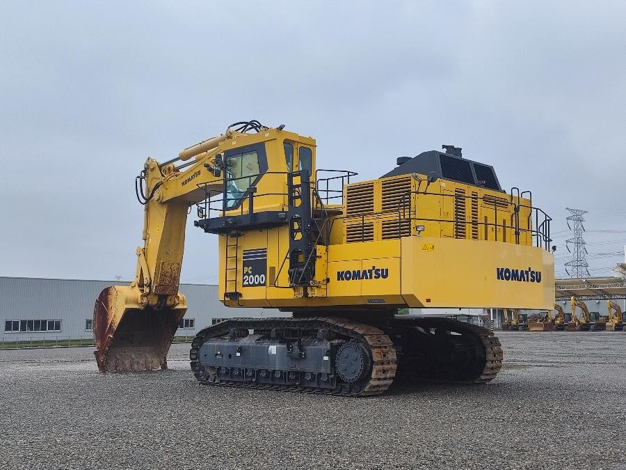 Original Second Hand Komatsu Excavator PC2000-8 Large Earth Moving Machinery