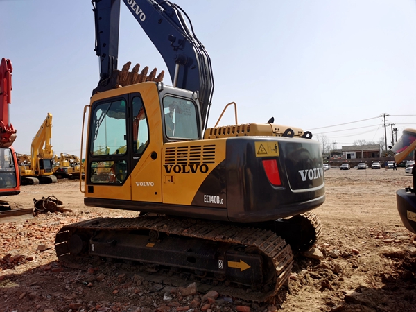 Used EC140DL Volvo Certified Pre Owned Excavator 15870KG For Mining