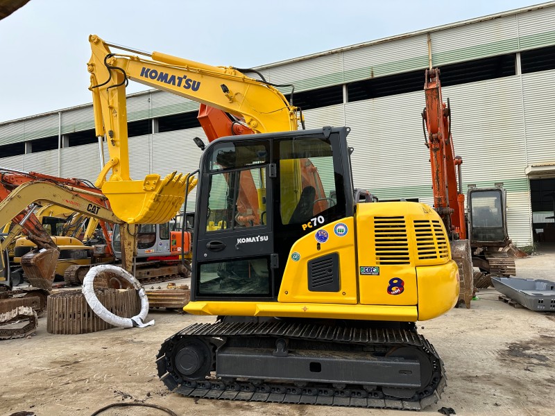 Used Mini ExcavatorJapan Komatsu PC70-8 Second Hand PC55MR PC 60 Small Crawler Excavator for Sale