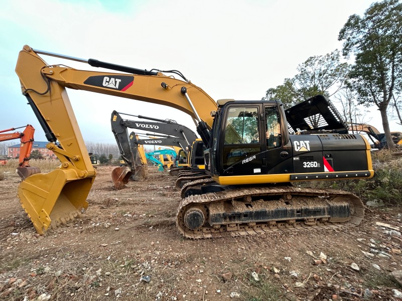 Used Excavators CAT326D2 Hydraulic Stability Good Secondhand CAT 326D2 Excavators with Low Working Hours