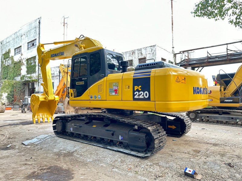 China Supplier Offers Low Price Used Komatsu PC220-7 Komatsu Pc220 With Core Engine Component