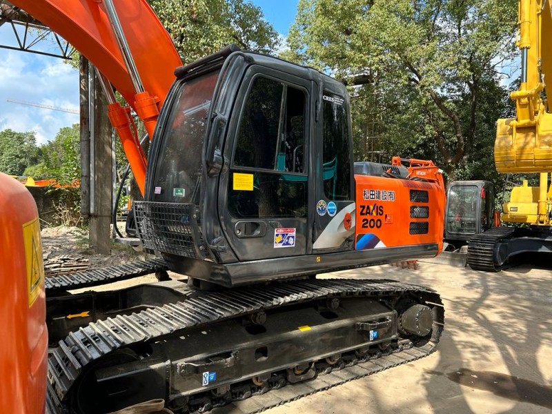 Used Hitachi Zaxis 200 Excavator Cheap Price Medium Used Digger 20 Ton Second Hand Excavator