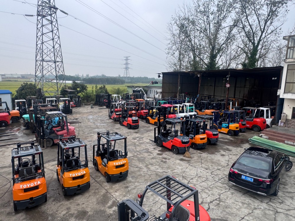 Is a 2022 Heli 3.0 Forklift with 1,000 Hours at $4,800 Good Value