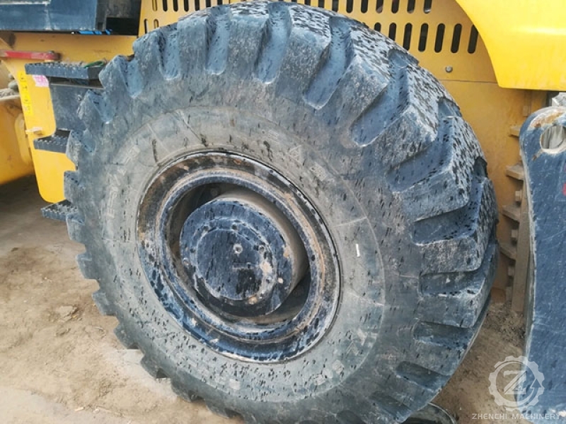 Shantui SR26M-3 26 Ton Vibratory Road Roller 140KW Weichai Engine