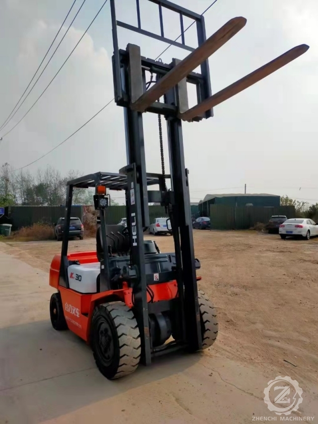 Heli Forklift Lift Truck Diesel Forklift Truck With Japan Nissan Engine and Fork Position Heli Forklift diesel