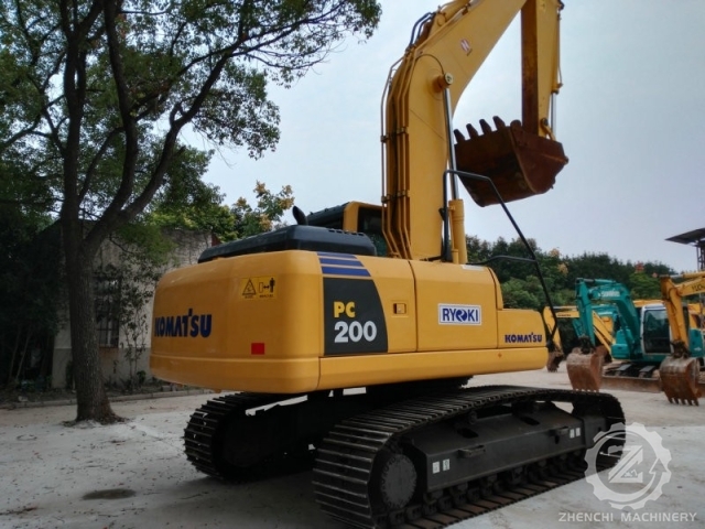 Komatsu PC200-8 20Ton Japan Original Quality Excavator Provide EPA CE Certification Crawler Excavator Construction Machine