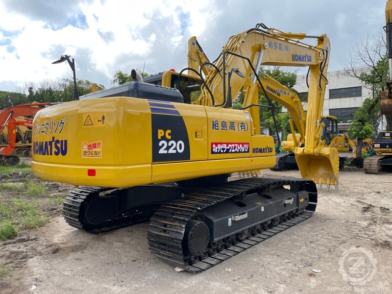 Japan Komatsu PC220-8 Crawler Excavator, Low Price Komatsu 22Tonne Excavator PC220 Crawler Excavator Original
