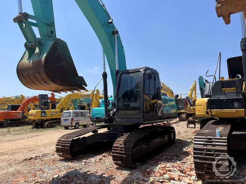 Good condition Used Excavator Kobelco SK200D for sale