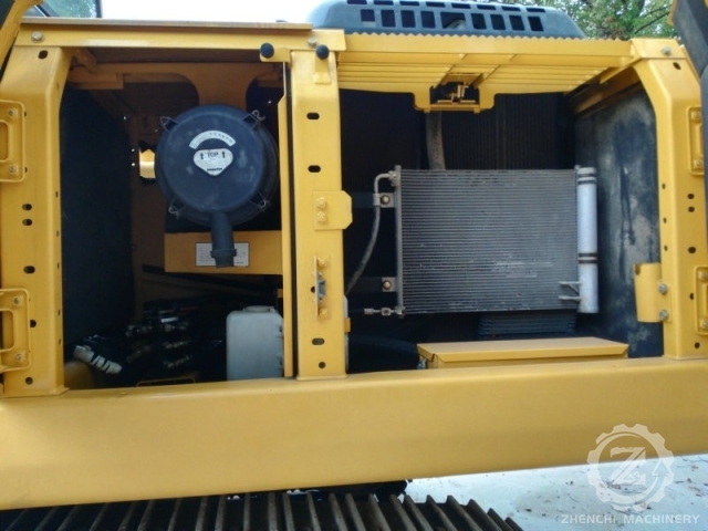 Komatsu PC200-8 20Ton Japan Original Quality Excavator Provide EPA CE Certification Crawler Excavator Construction Machine