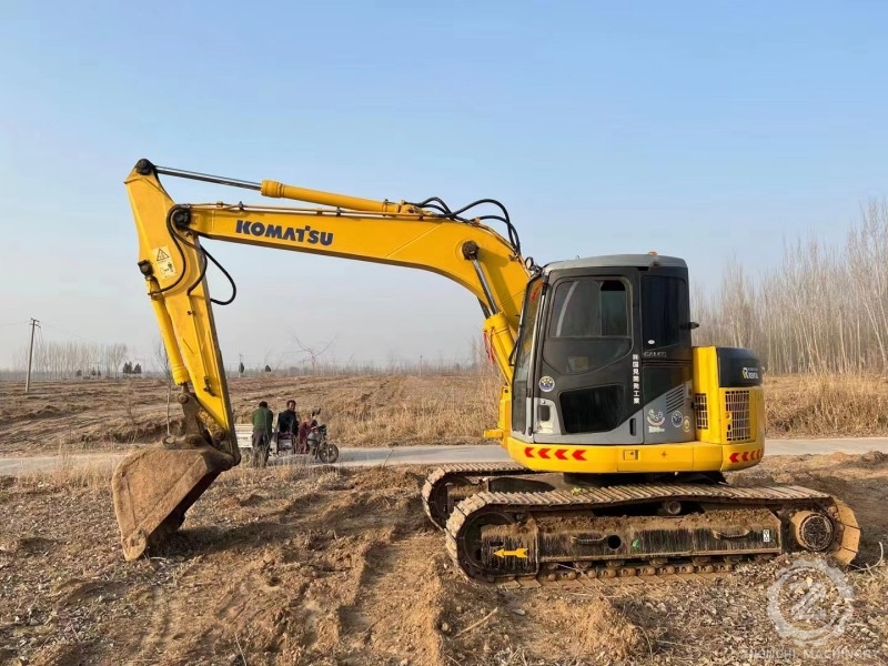 Hot Sale Used Komatsu Pc138 Excavator Midi Escavator 14 Ton Japanese Used Komatsu Digger 14ton on Sale in HeFei