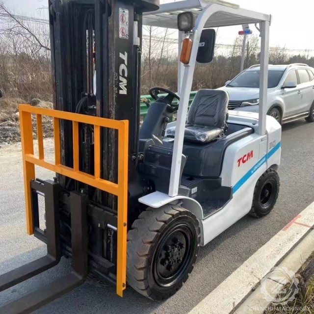 All Terrain Forklifts TCM FD30 TCM 3.0 Ton All Terrain 4wd Forklift China Manufacturer 3.0Ton Heavy Duty