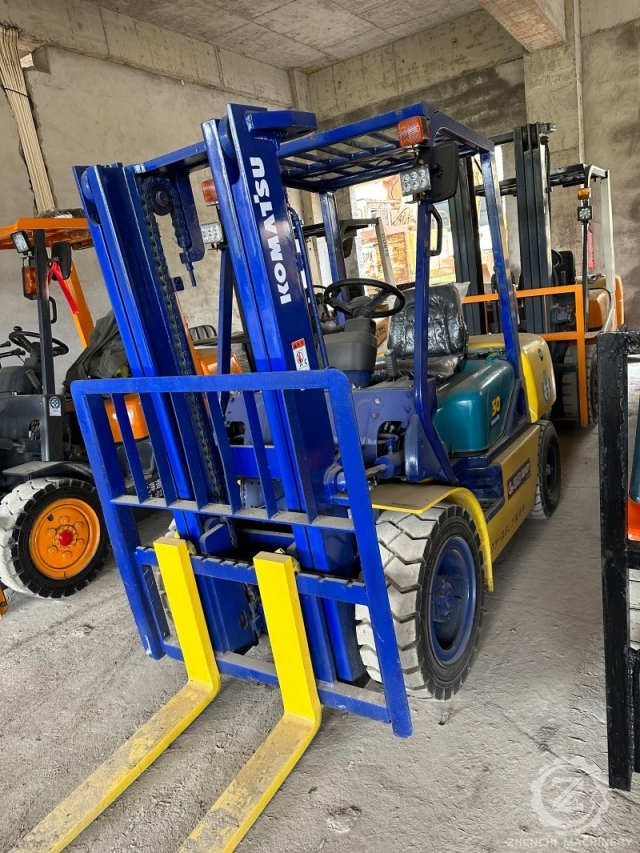 TOYOTA 30 Used Forklift Mini Good Condition 3ton Small TOYOTA30 Japan Orginal Used TOYOTA30 Forklift for Cheap Sale in China