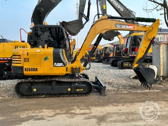 Good Condition 6 Ton Mini China Used XCMG XE60D Excavator Digger for Sale