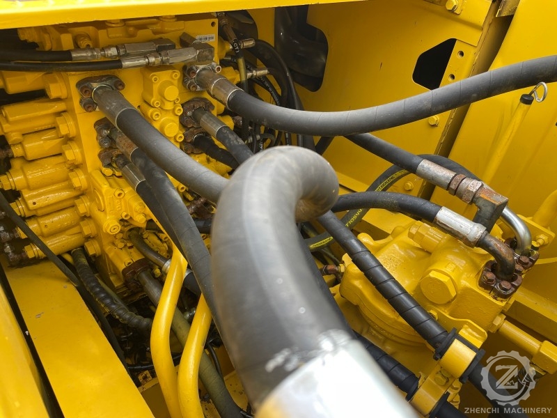 Japan Komatsu PC220-8 Crawler Excavator, Low Price Komatsu 22Tonne Excavator PC220 Crawler Excavator Original