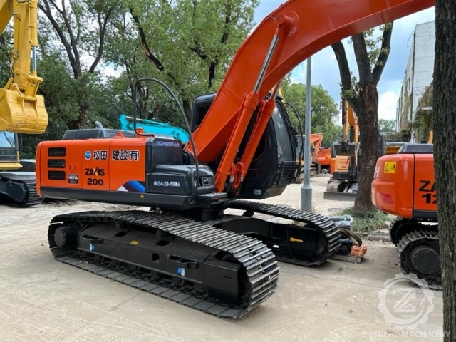 Used Hitachi Zaxis 200 Excavator Cheap Price Medium Used Digger 20 Ton Second Hand Excavator