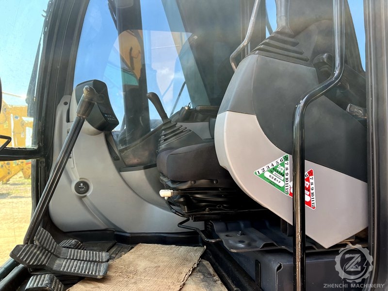Good condition Used Excavator Kobelco SK200D for sale