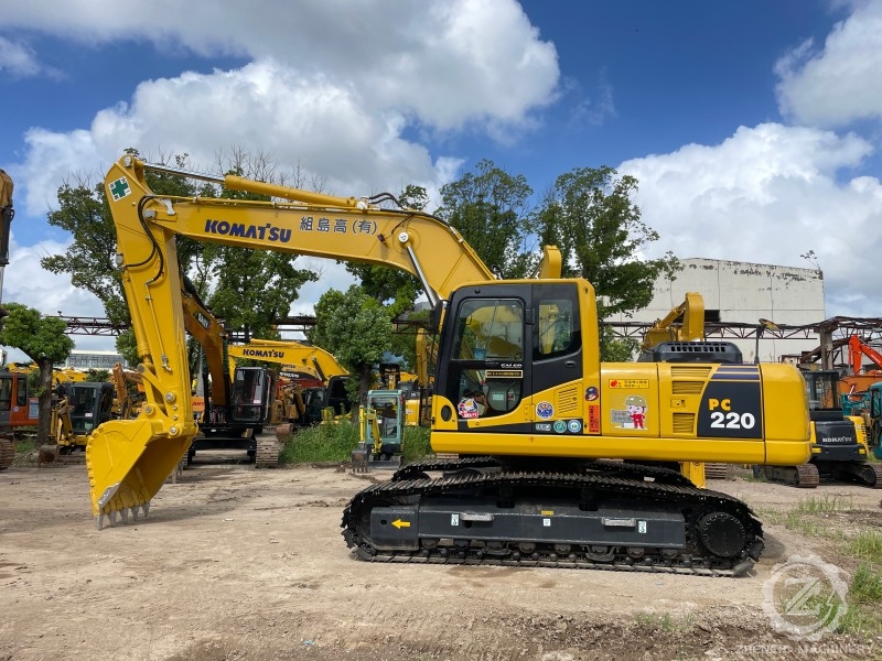Japan Komatsu PC220-8 Crawler Excavator, Low Price Komatsu 22Tonne Excavator PC220 Crawler Excavator Original
