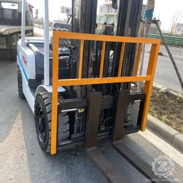 All Terrain Forklifts TCM FD30 TCM 3.0 Ton All Terrain 4wd Forklift China Manufacturer 3.0Ton Heavy Duty
