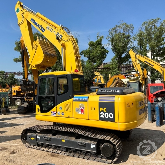 Second Hand Komatsu PC200 Excavator High Quality 20 Ton Operating Weight Well Condition Excavator