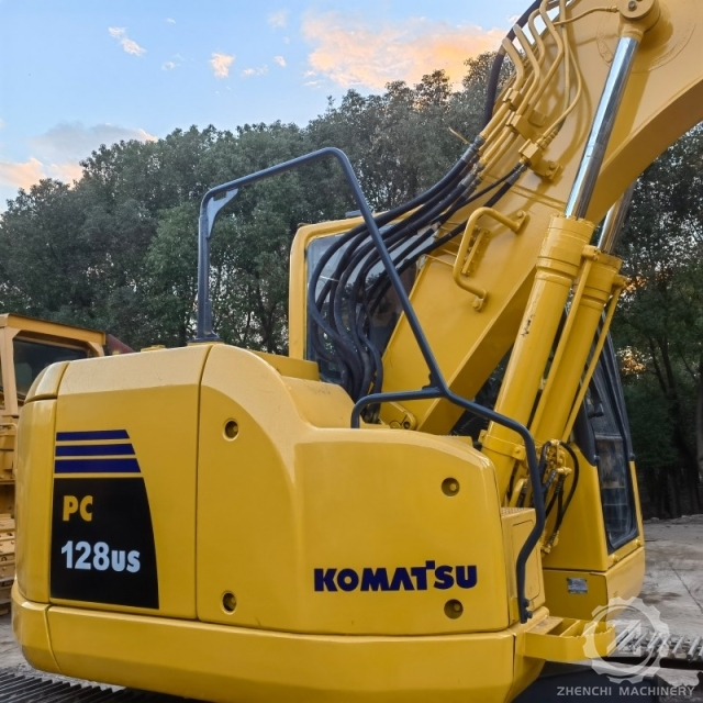 Original Used Komastu PC128 Excavator High Quality Used Second Hand with Cheap Price with Thumb Clip