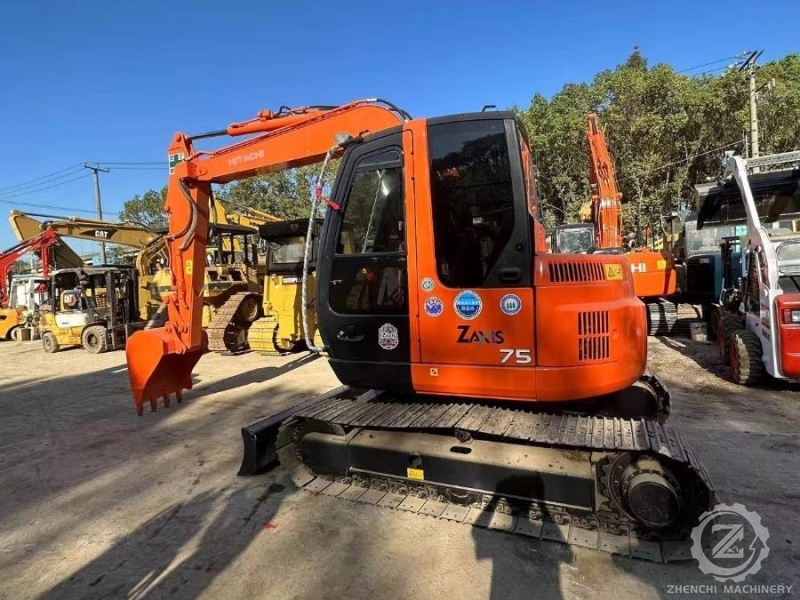 7 Tons ZX75US Used Hitachi Excavator Second Hand Mini Digger