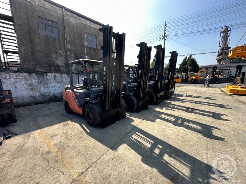 All Terrain Forklifts TCM FD30 TCM 3.0 Ton All Terrain 4wd Forklift China Manufacturer 3.0Ton Heavy Duty