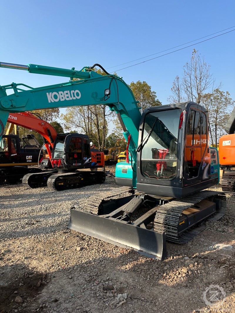 High efficiency Japan Kobelco sk75-8 Used hydraulic crawler excavators 7ton sk75 Second-hand bucket diggers