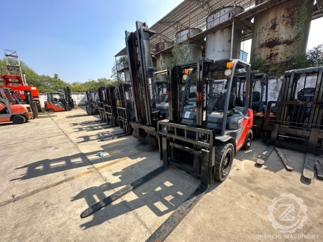 All Terrain Forklifts TCM FD30 TCM 3.0 Ton All Terrain 4wd Forklift China Manufacturer 3.0Ton Heavy Duty