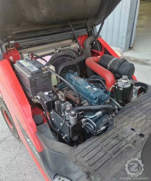Linde Diesel/LPG Forklift Trucks H25D/T H30D/T H35D/T CPCJ/CPYJ 1220 Material Handling Equipment