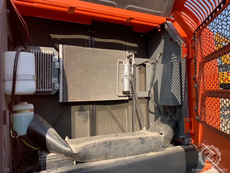 Used Excavator Hitachi ZX240 ZAXIS 200 with Good Condition in Stock Secondhand Hitachi ZX 200 210 240 20 Ton Heavy Diggers
