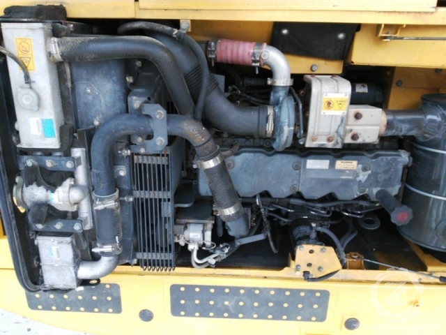 Komatsu PC200-8 20Ton Japan Original Quality Excavator Provide EPA CE Certification Crawler Excavator Construction Machine