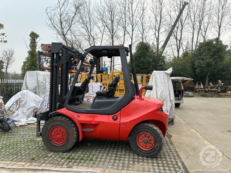 Linde Diesel/LPG Forklift Trucks H25D/T H30D/T H35D/T CPCJ/CPYJ 1220 Material Handling Equipment