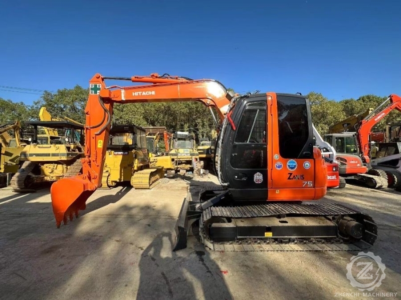 7 Tons ZX75US Used Hitachi Excavator Second Hand Mini Digger