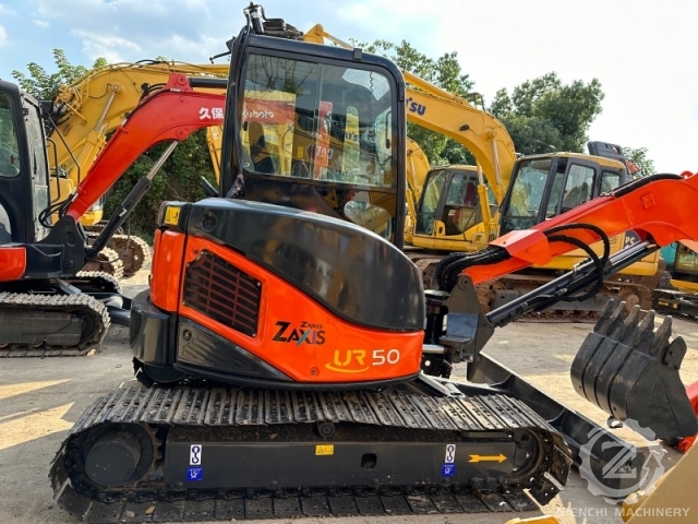 High Quality and Hyperkinesis 5 TON Mini Excavator Hitachi ZX50u 5ton Excavator Mini Excavator Made in JAPAN