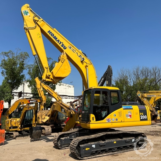 Second Hand Komatsu PC200 Excavator High Quality 20 Ton Operating Weight Well Condition Excavator