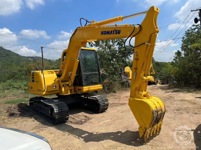 Used Japan Original Secondhand Komatsu PC56-7 PC60-8 PC70-8 Mini Digger Crawler Excavator