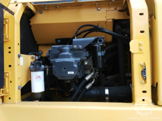 Komatsu PC200-8 20Ton Japan Original Quality Excavator Provide EPA CE Certification Crawler Excavator Construction Machine