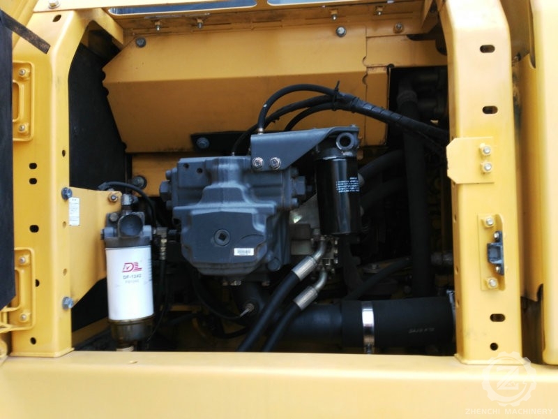 Komatsu PC200-8 20Ton Japan Original Quality Excavator Provide EPA CE Certification Crawler Excavator Construction Machine