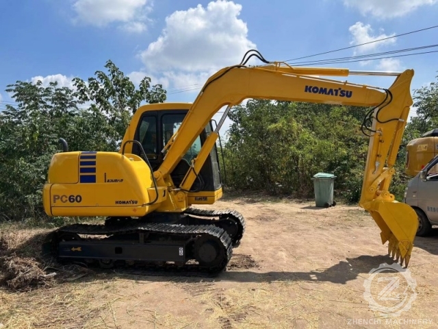 Used Japan Original Secondhand Komatsu PC56-7 PC60-8 PC70-8 Mini Digger Crawler Excavator