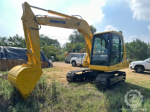 Japan Used Small Komatsu Pc70 Excavator Second Hand komatsu Digger