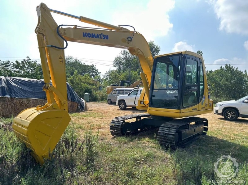 Japan Used Small Komatsu Pc70 Excavator Second Hand komatsu Digger