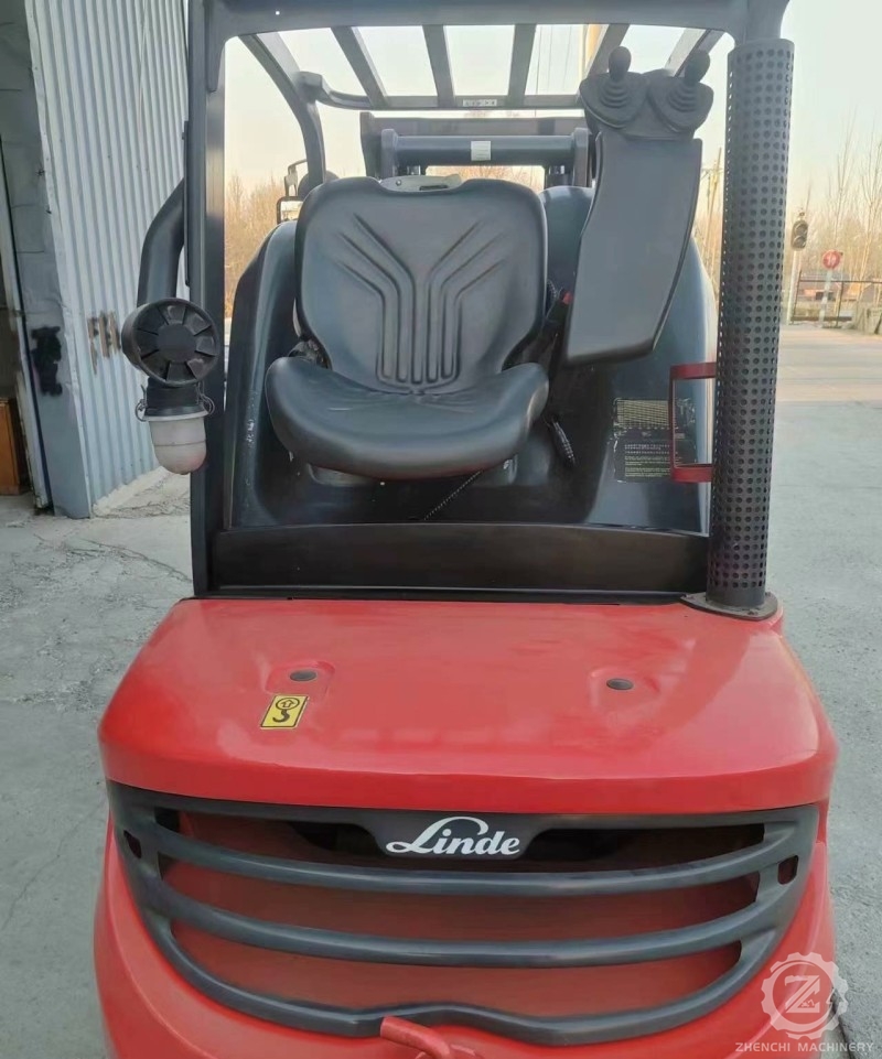 Linde Diesel/LPG Forklift Trucks H25D/T H30D/T H35D/T CPCJ/CPYJ 1220 Material Handling Equipment
