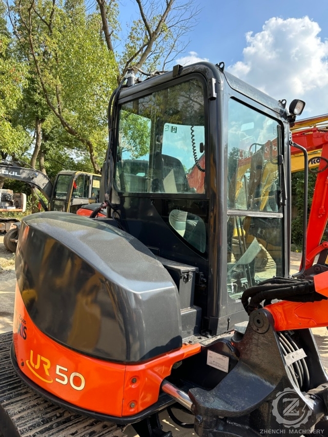 High Quality and Hyperkinesis 5 TON Mini Excavator Hitachi ZX50u 5ton Excavator Mini Excavator Made in JAPAN