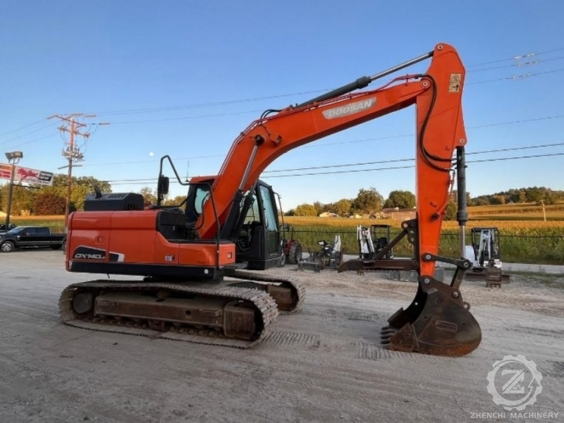 Used Doosan DX140LC Ground Digging Machine 2nd Hand Diggers Excavator