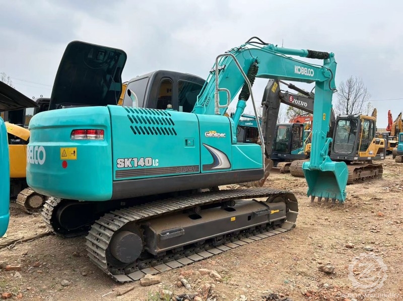 Japan Made Original Kobelco SK140LC Excavator Cheap Used Kobelco SK140 14ton Crawler Excavators Price Low