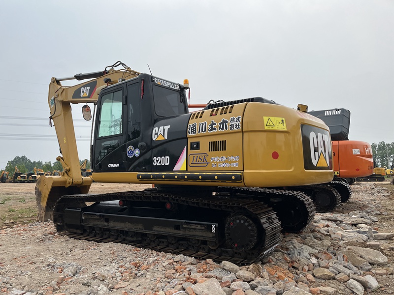 Unveiling the Mighty Cat 320D: A Second – hand Construction Marvel for Global Traders